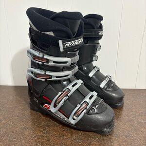 Nordica B7 Black Ski Boots Size 27.0-27.5 Ergoframe Pre Owned